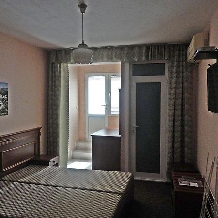 Guest Rooms Casa Luba Sveti Vlas Oda fotoğraf