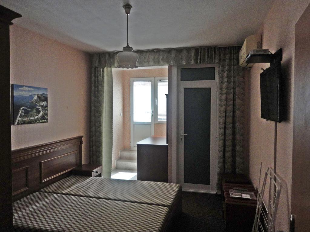 Guest Rooms Casa Luba Sveti Vlas Oda fotoğraf