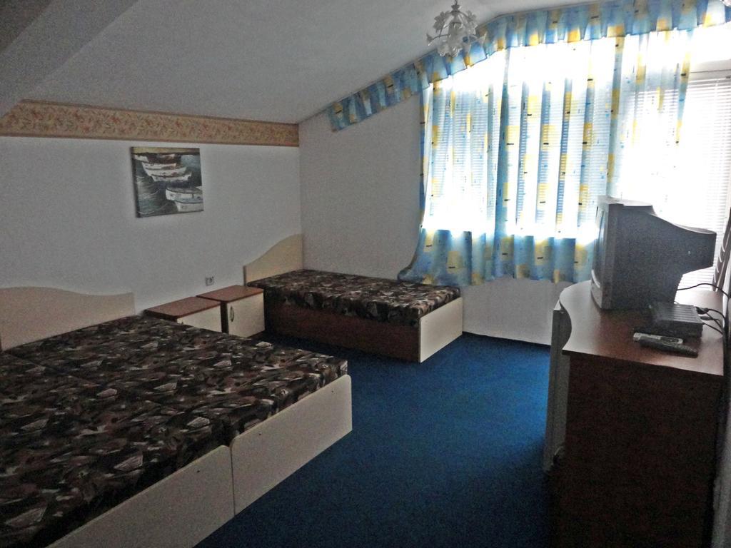 Guest Rooms Casa Luba Sveti Vlas Oda fotoğraf